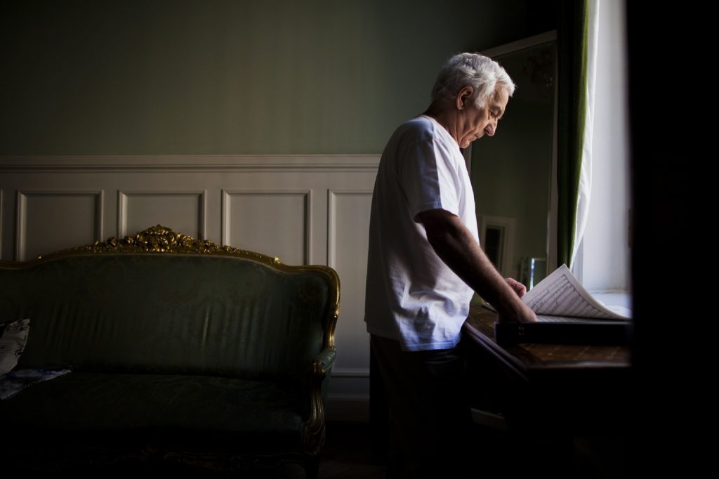 International-Chopin-Piano-Competition-–-backstage-9